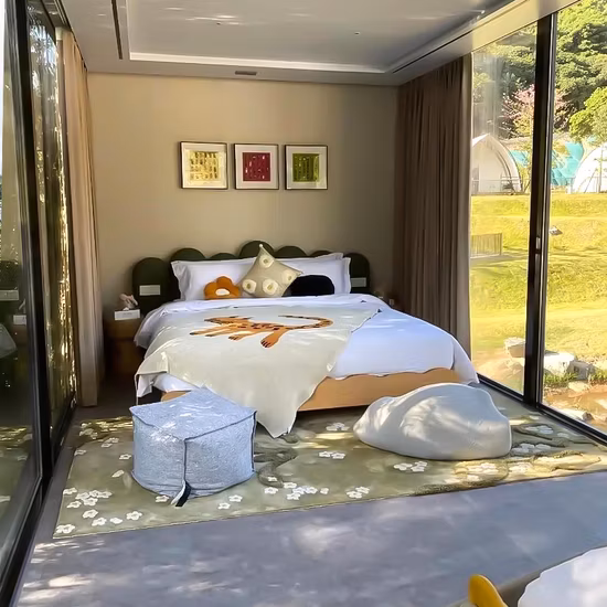 Günstiges Fertighaus mit 2 Schlafzimmern, vorgefertigte, modulare, bewegliche Häuser, moderne Villa, schnell gebautes Container-Winzighaus/modulare Fertighütte für Arbeitslager, Hotel, Büro